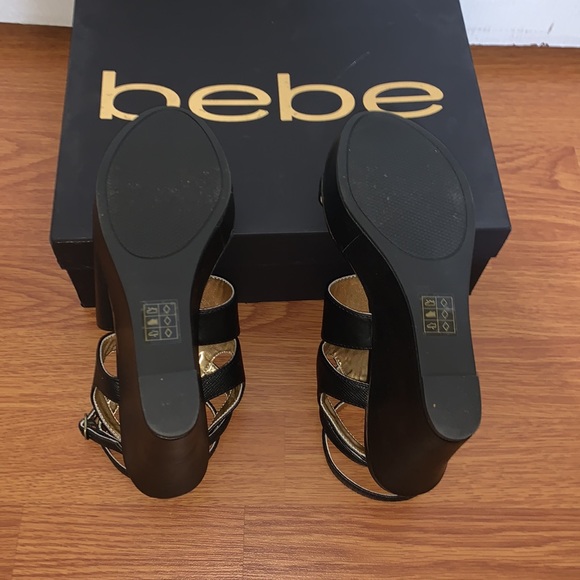 Bebe Tevii wedge - Picture 6 of 6